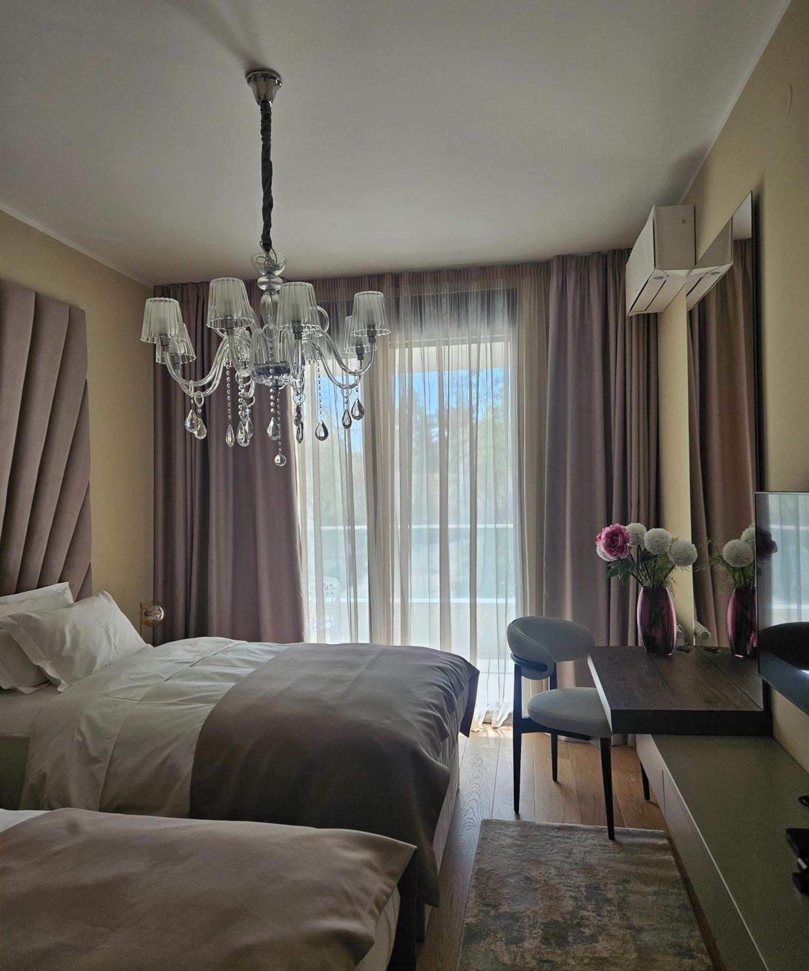 New Belgrade Premium Hotel Quarto foto