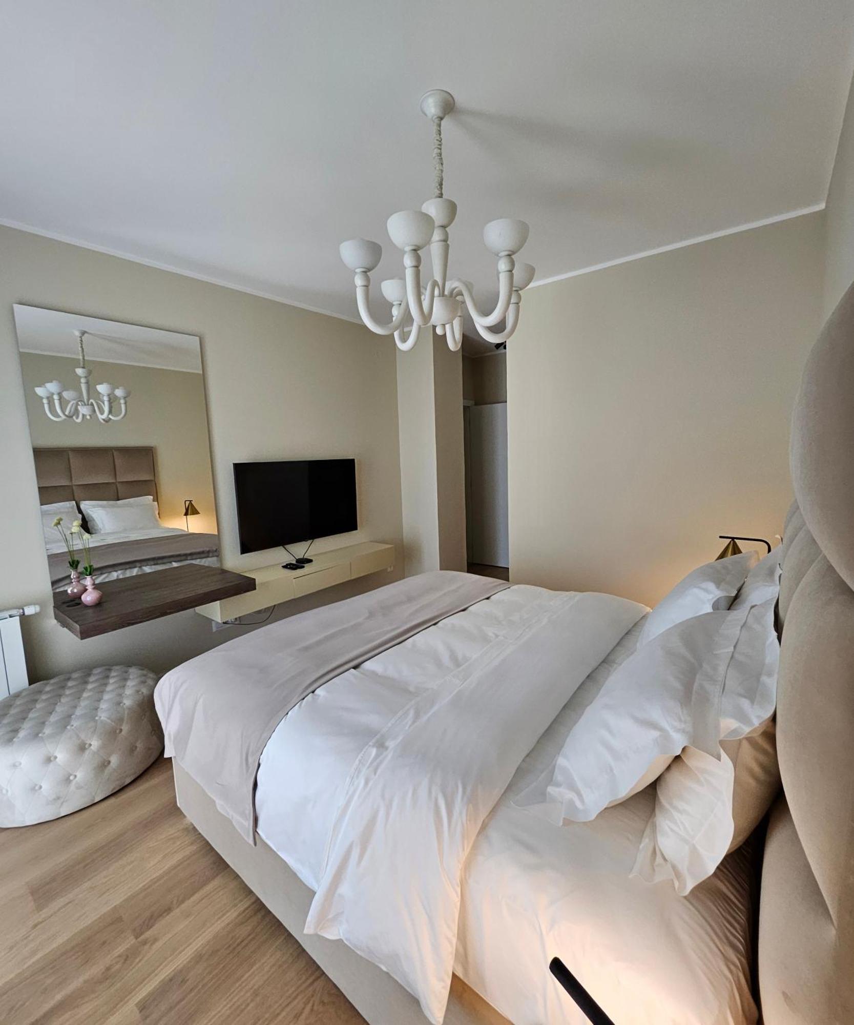 New Belgrade Premium Hotel Quarto foto